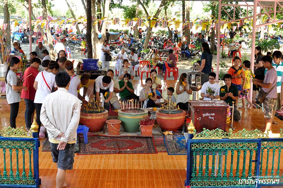 หลวงพ่อดำ วัดหนองเพียร อ.ศรีประจันต์ จ.สุพรรณบุรี