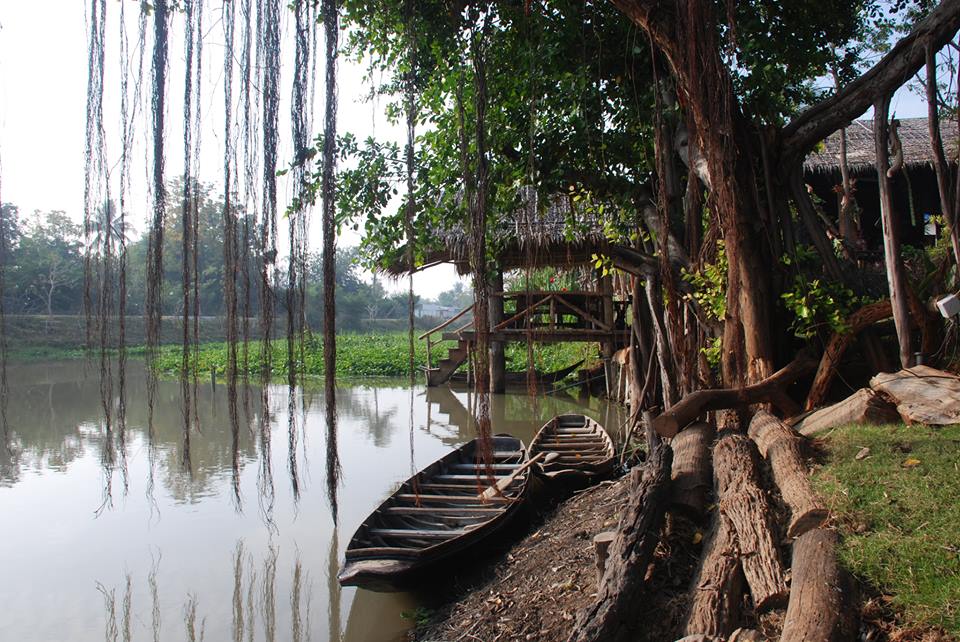 บ้านดินริมน้ำรีสอร์ท อู่ทอง สุพรรณบุรี