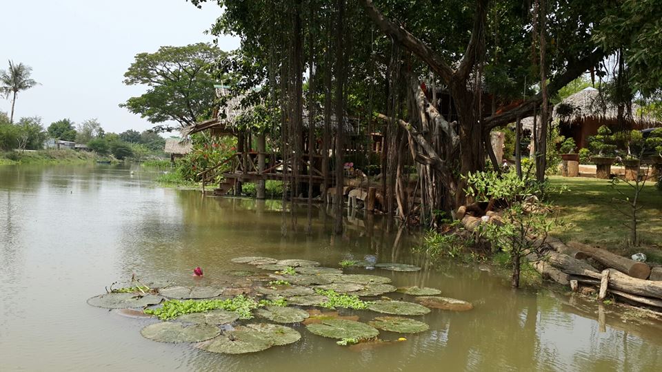 บ้านดินริมน้ำรีสอร์ท อู่ทอง สุพรรณบุรี