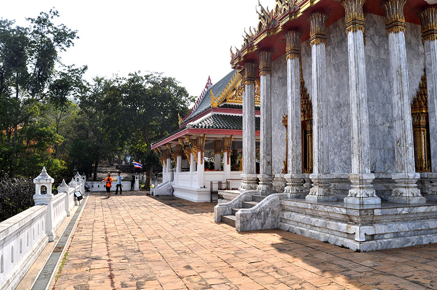 วัดเขาดีสลัก อู่ทอง สุพรรณบุรี